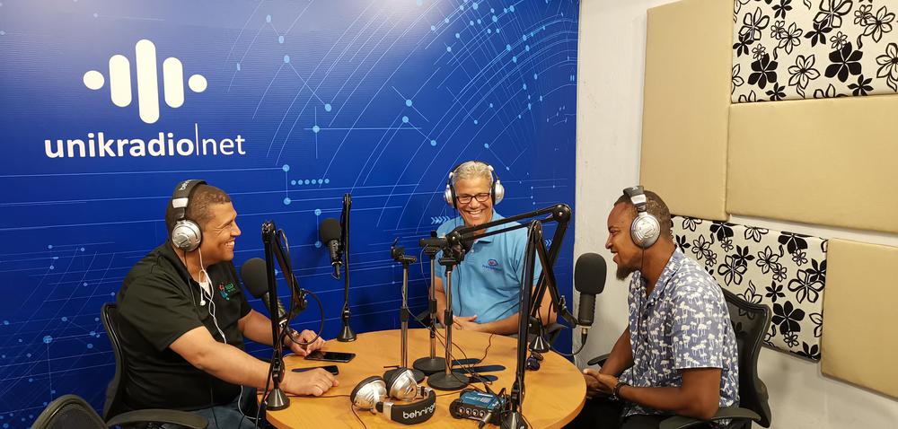 Kerkdenny Ramon Matos e Invitado